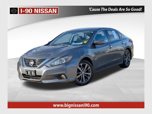 Used 2018 Nissan Altima 2.5 SR w/ SR Special Edition image 1