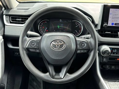 Used 2023 Toyota RAV4 XLE AWD/4WD image 16