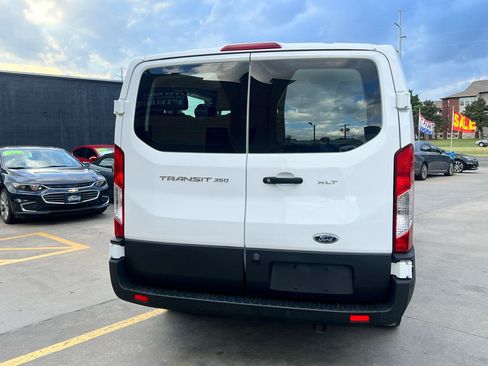 Used 2025 Ford Transit 350 XLT RWD image 5
