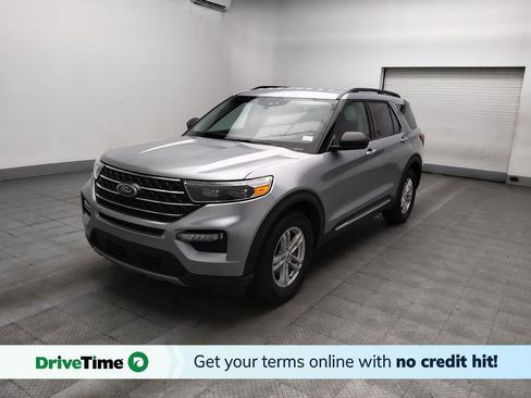 Used 2024 Ford Explorer XLT w/ Equipment Group 202A RWD image 1