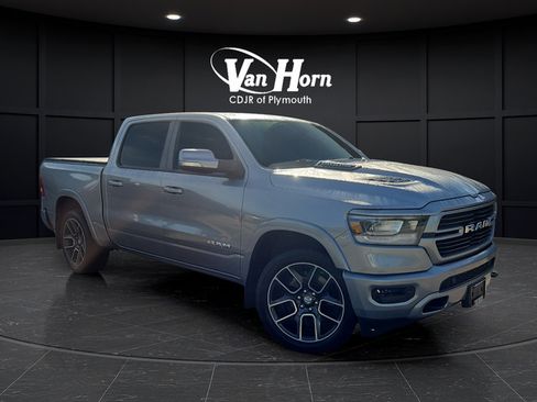 Used 2019 RAM 1500 Laramie AWD/4WD image 1