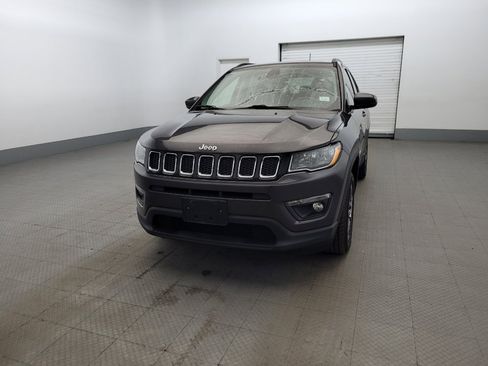 Used 2017 Jeep Compass Latitude w/ Popular Equipment Group AWD/4WD image 15