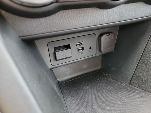 Used 2019 MAZDA CX-3 Touring w/ Preferred Equipment Package image 32