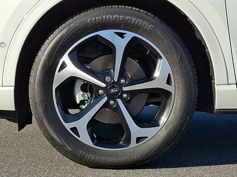 Certified 2023 Ford Escape ST-Line Elite w/ Premium Technology Package image 8