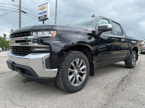 Used 2020 Chevrolet Silverado 1500 LT w/ Texas Edition AWD/4WD image 2