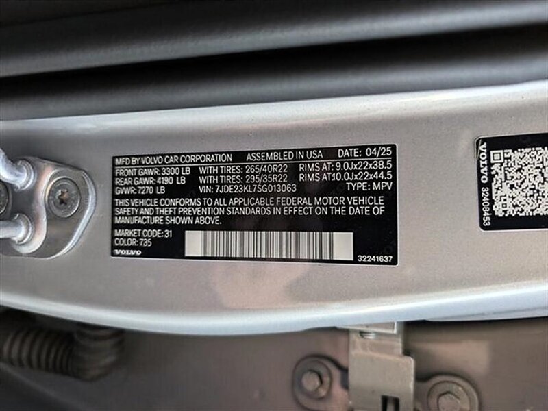 Used 2025 Volvo EX90 Ultra AWD/4WD image 34