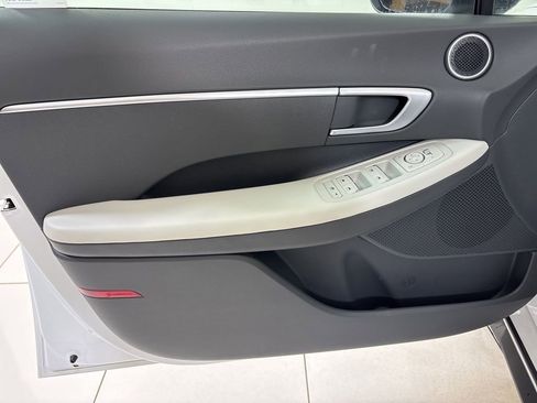 New 2025 Hyundai Sonata SE image 16