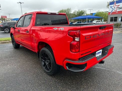 Used 2022 Chevrolet Silverado 1500 Custom image 4