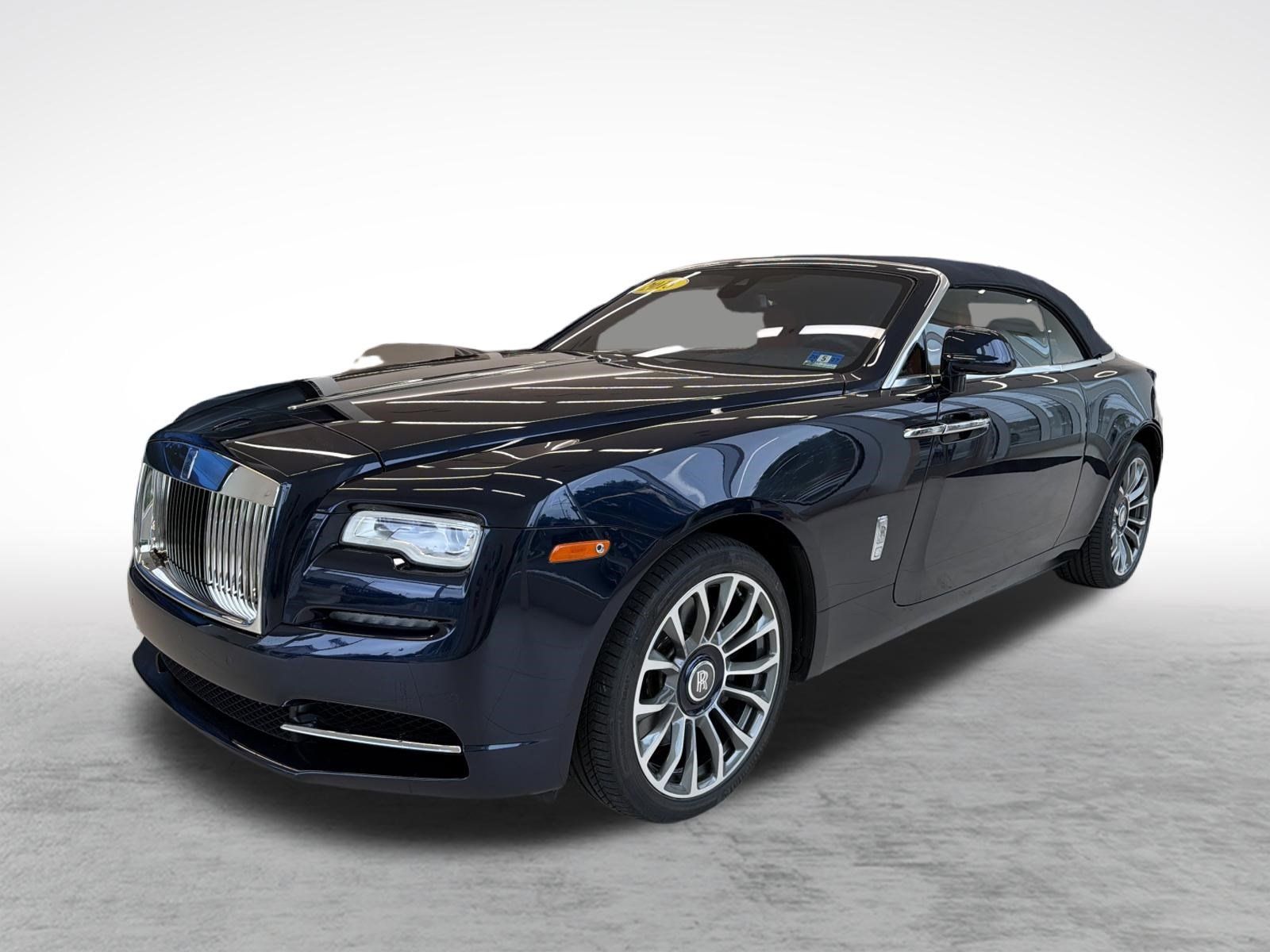 Certified 2018 Rolls-Royce Dawn RWD image 40