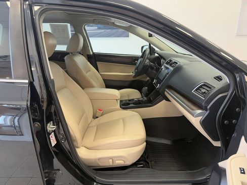 Used 2018 Subaru Outback 2.5i Limited image 24