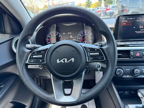 Used 2023 Kia Forte LXS FWD image 17