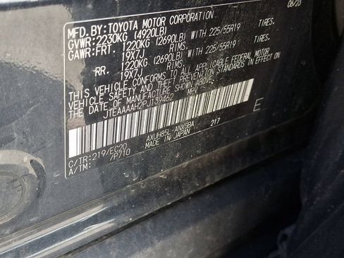 Used 2023 Toyota Venza Nightshade AWD/4WD image 27