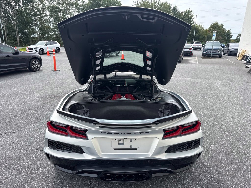 Used 2024 Chevrolet Corvette Z06 RWD image 14