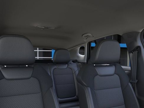 New 2026 Chevrolet Trax LT w/ Driver Confidence Package FWD image 24