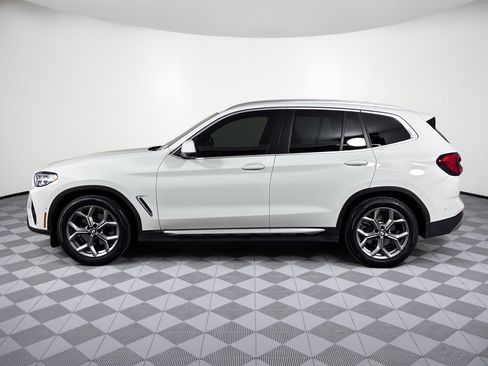 Certified 2024 BMW X3 sDrive30i w/ Premium Package RWD image 2
