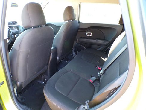 Used 2019 Kia Soul FWD image 32