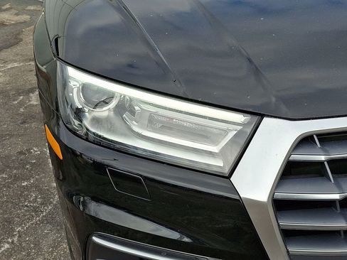 Used 2018 Audi Q5 2.0T Premium image 9