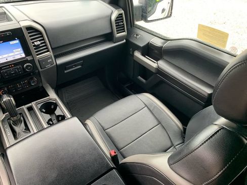 Used 2018 Ford F150 Raptor w/ Equipment Group 801A Mid AWD/4WD image 22