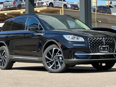 New 2025 Lincoln Corsair Reserve w/ Equipment Group 202A