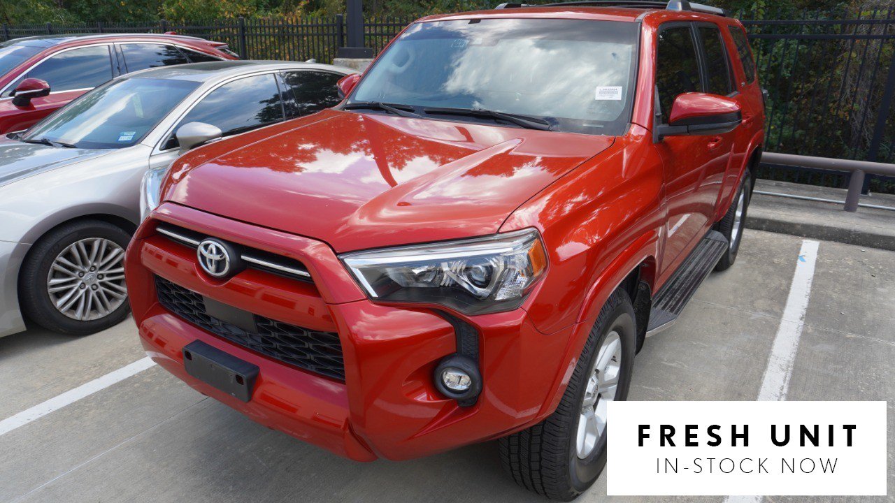 Used 2021 Toyota 4Runner SR5 AWD/4WD image 1