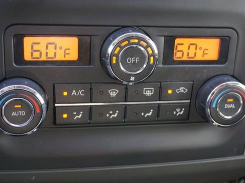 Used 2017 Nissan Frontier PRO-4X w/ Pro-4x Luxury Package image 18