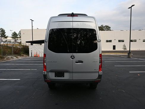 Used 2025 Mercedes-Benz Sprinter 2500 image 28