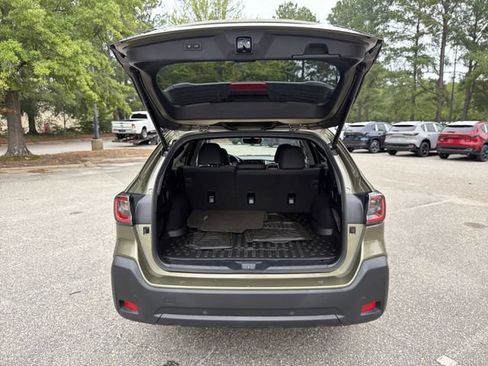 Used 2025 Subaru Outback Onyx Edition AWD/4WD image 26