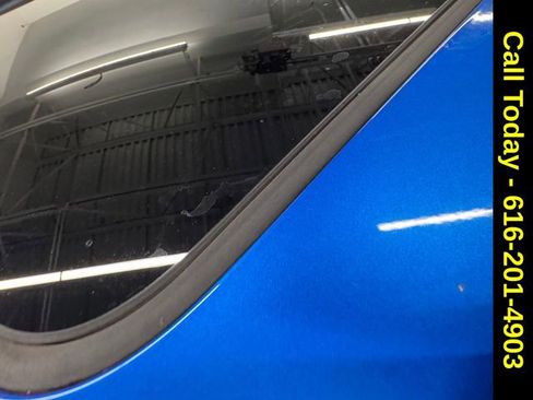 Used 2017 Jeep Compass Latitude w/ Cold Weather Group image 22