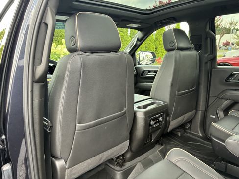 Used 2025 Chevrolet Tahoe Premier w/ Sun And Tow Package AWD/4WD image 16