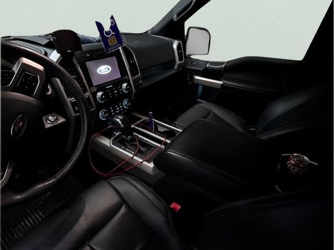 Used 2020 Ford F150 Lariat w/ Equipment Group 502A Luxury image 14