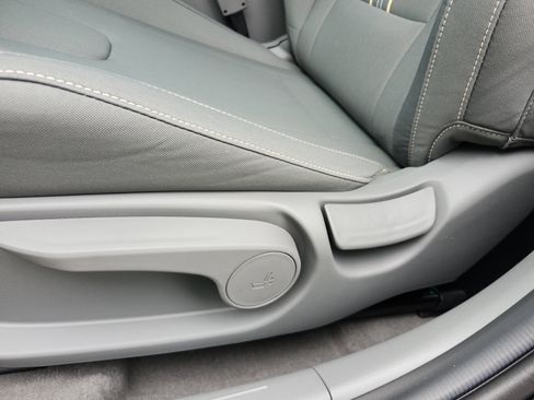New 2026 Hyundai Elantra Sport FWD image 14
