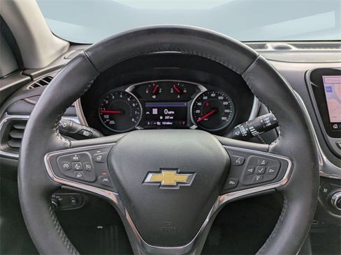 Used 2020 Chevrolet Equinox Premier image 32