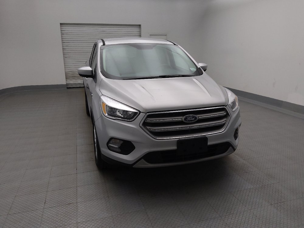 Used 2017 Ford Escape SE FWD image 14