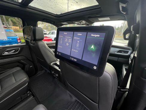 Used 2021 Chevrolet Suburban Z71 w/ Rear Media and Nav Package image 20