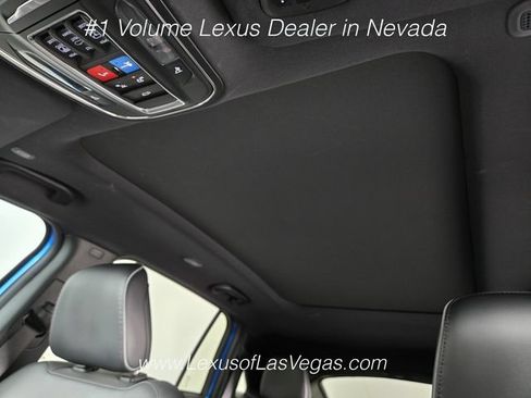 Used 2025 Jeep Wagoneer S Limited AWD/4WD image 14