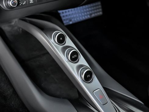 Used 2019 Ferrari 812 Superfast RWD image 37