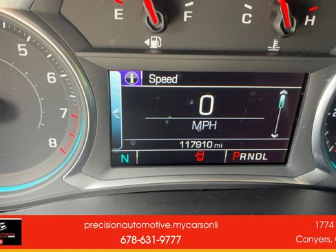 Used 2019 Chevrolet Traverse LT image 11