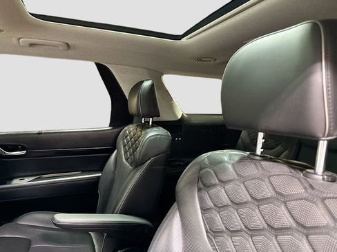 Used 2022 Hyundai Palisade Limited image 28