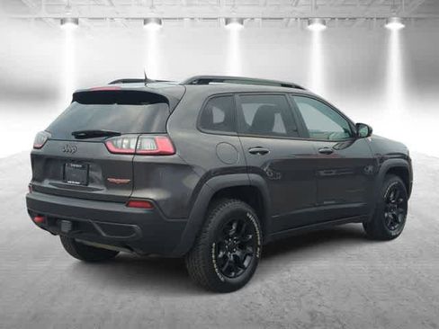 Used 2022 Jeep Cherokee Trailhawk w/ Premium Leather Package AWD/4WD image 8