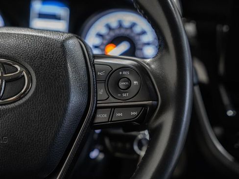 Used 2024 Toyota Camry SE image 23