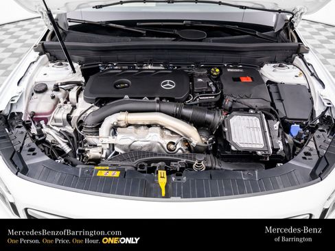 New 2025 Mercedes-Benz GLB 250 4MATIC image 28