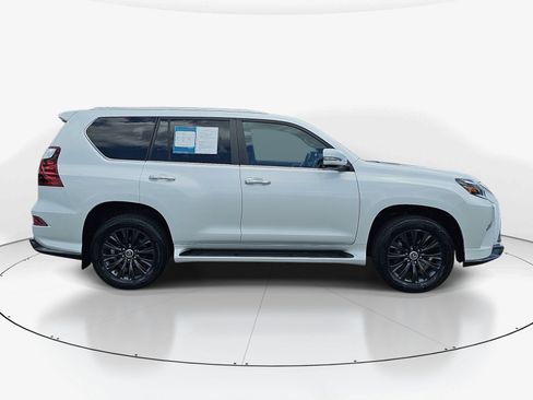Used 2021 Lexus GX 460 Luxury w/ Sport Design Package AWD/4WD image 3