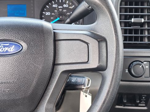 Used 2017 Ford F250 XL w/ Power Equipment Group image 21