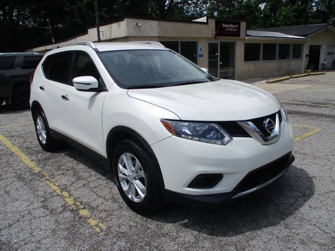 Used 2016 Nissan Rogue SV AWD/4WD image 4