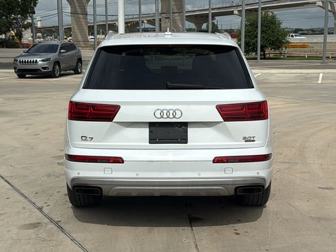 Used 2018 Audi Q7 3.0T Prestige w/ Prestige Package AWD/4WD image 6