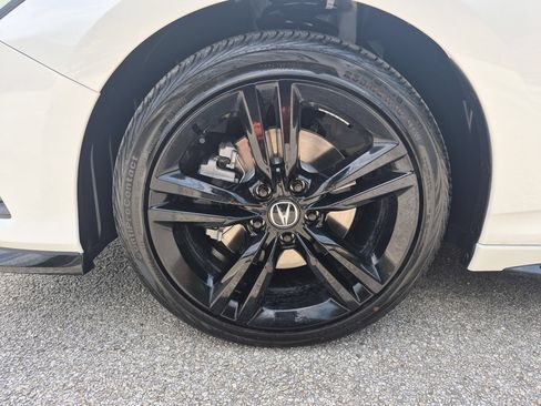 Certified 2026 Acura Integra A-Spec FWD image 25