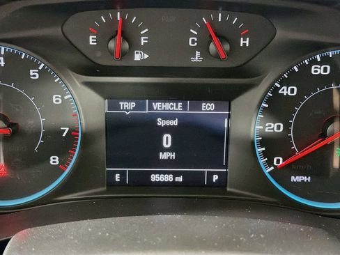 Used 2021 Chevrolet Malibu LT FWD image 12