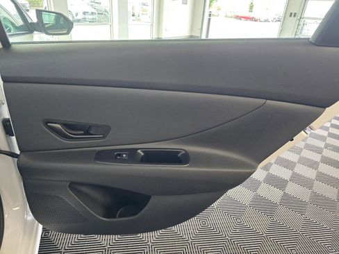 New 2026 Hyundai Elantra SEL Sport Premium FWD image 37