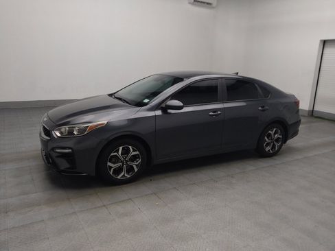 Used 2019 Kia Forte LXS image 2