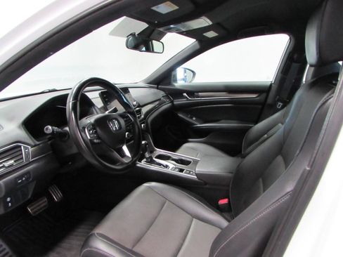 Used 2022 Honda Accord Sport image 13